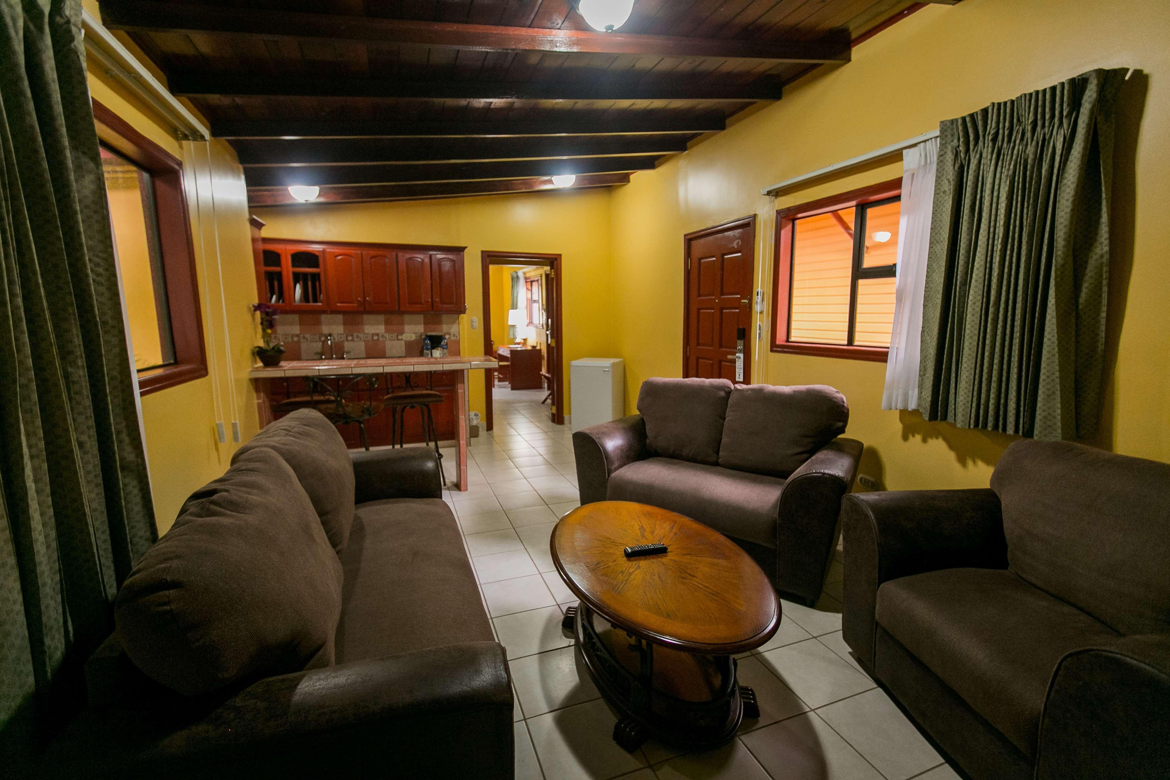 Best Western Las Mercedes Airport Манагуа Екстер'єр фото