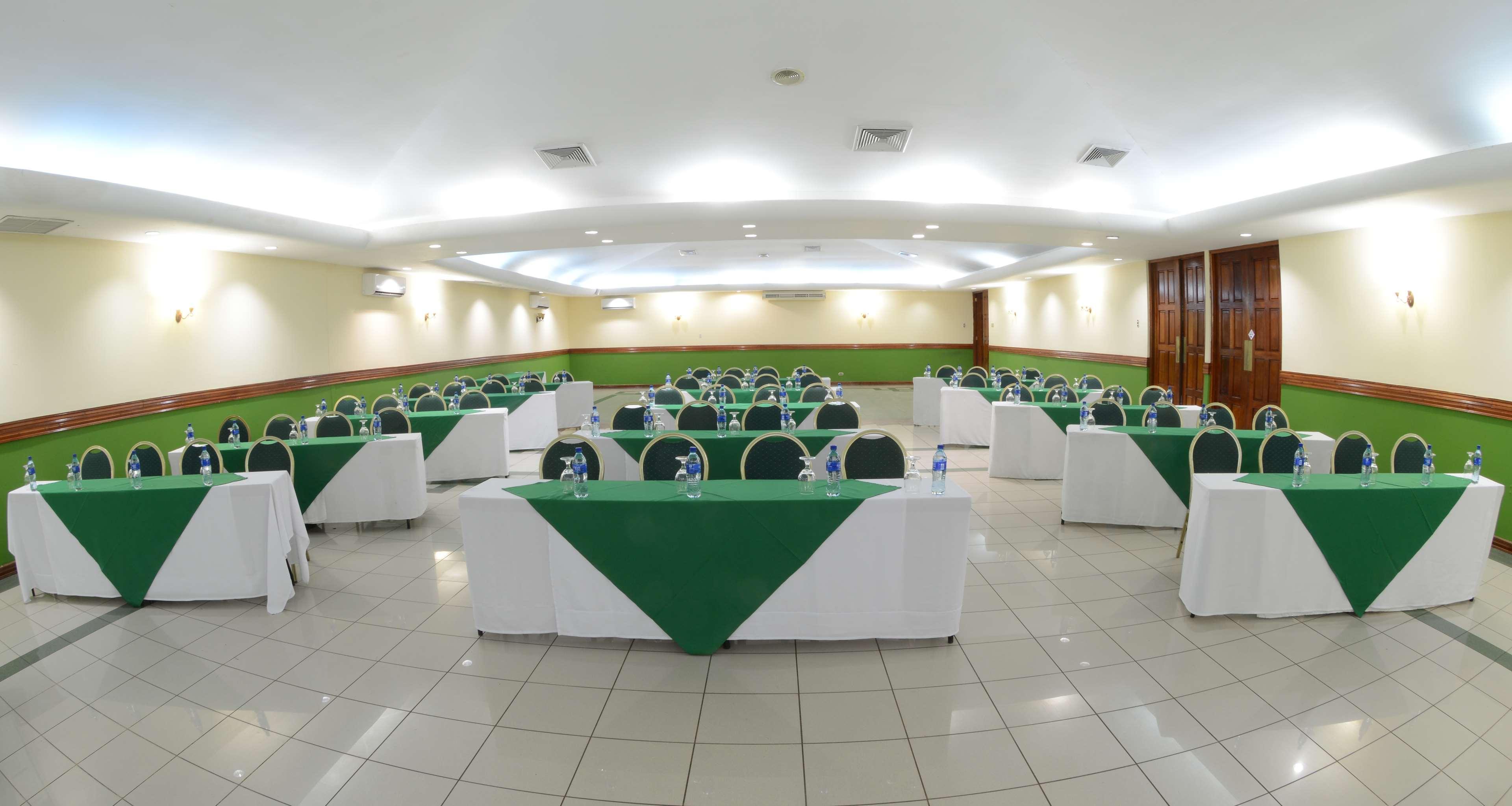 Best Western Las Mercedes Airport Манагуа Екстер'єр фото