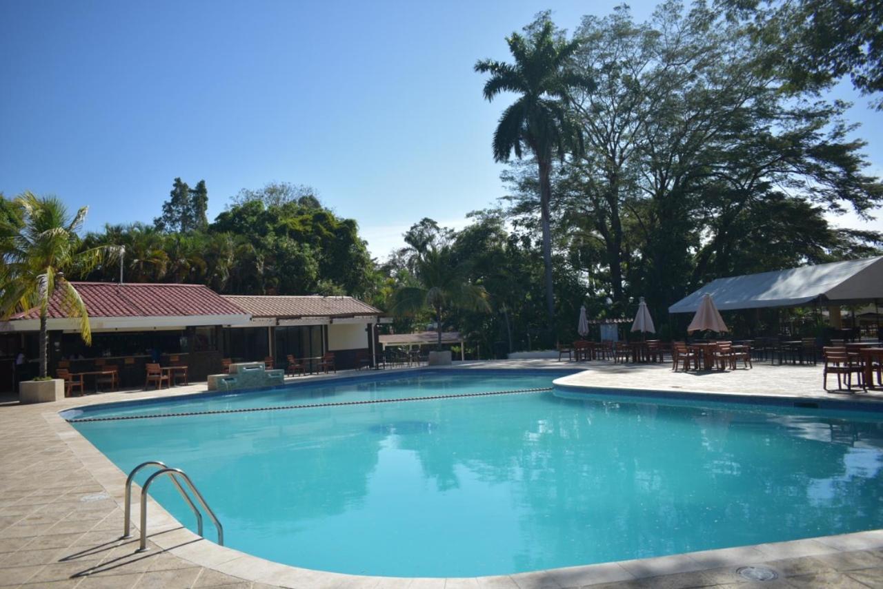 Best Western Las Mercedes Airport Манагуа Екстер'єр фото